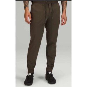 Lululemon ABC Joggers Pants Men XL Dark Olive Green Warpstreme LM5AOLS Casual